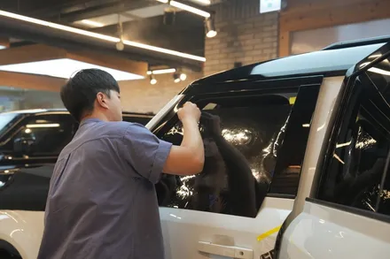랜드로버 디펜더 후퍼옵틱 클라식 합리적인 썬팅 시공 / 서울 마포구 성산동
