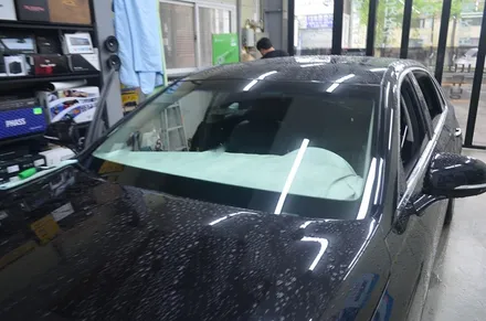 부산 사상구 썬팅 제네시스 EQ900 어보브 크롬하츠블루 반사 전면썬팅