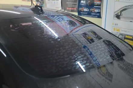 BMW 5시리즈 F10 열선 기포 썬팅 재시공 부산 사상구 썬팅 레인보우
