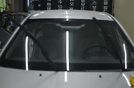 아반떼HD 손상된 썬팅 재 시공은 레인보우 I55 열차단 가성비 짱 부산 사상구 썬팅