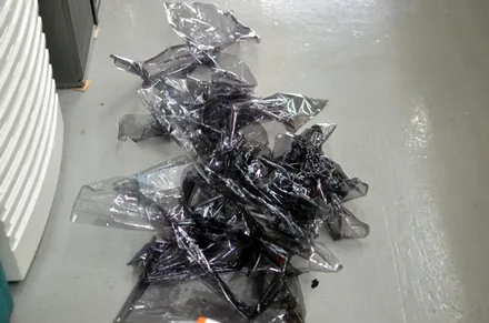 부산 어린이보호 차량 그랜드스타렉스 썬팅 제거 및 시공 부산 레인보우 사상점