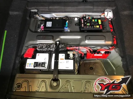 양산블랙박스 BMW118D 파인뷰LX2000 수입차정석으로 깔끔한시공 YG멀티샵 / 경남 양산, 김해, 부산