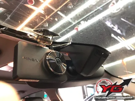 양산블랙박스 BMW118D 파인뷰LX2000 수입차정석으로 깔끔한시공 YG멀티샵 / 경남 양산, 김해, 부산