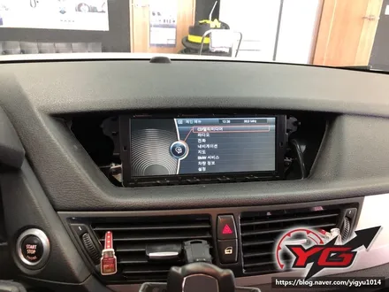 양산수입차후방카메라 BMW X1후방카메라가없다고? 인터페이스설치로답답함해결 / 경남 양산, 김해, 부산