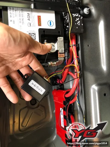 양산블랙박스 BMW118D 파인뷰LX2000 수입차정석으로 깔끔한시공 YG멀티샵 / 경남 양산, 김해, 부산