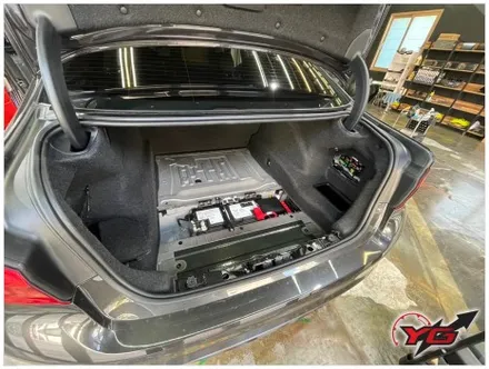 양산 수입차 블랙박스 보조배터리 전문 장착 BMW G30 아이나비 Z9000 BAB-55 / BMW / 5시리즈 / 경남 양산, 김해, 부산