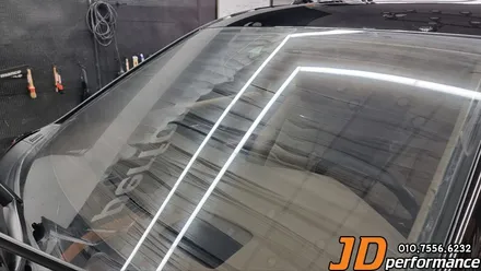 대구 제이디퍼포먼스 디테일링 세차 전문 캐딜락 XT6 세차 및 전면 사이드미러 유막 제거 및 유리 발수 코팅 / 대구 구미