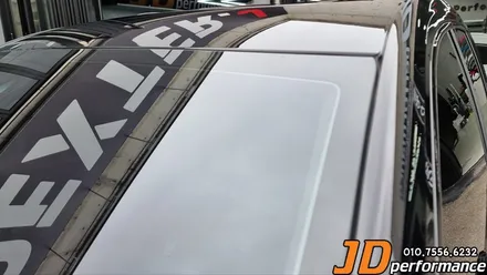 대구 제이디퍼포먼스 디테일링 세차 전문 캐딜락 XT6 세차 및 전면 사이드미러 유막 제거 및 유리 발수 코팅 / 대구 구미