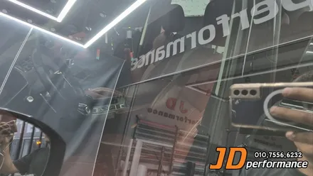 대구 달서구 손세차 레인지로버 스포츠 디테일링 유막제거 및 유리발수 레터링 엠블럼 스케일 제거 및 실내 세정 코팅 그리고 외부 왁스 코팅 까지 / 대구 구미