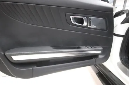 대구 수입차 실내튜닝 AMG GT 2도어 드라이카본 실내트림 교체 순정 퀄리티 / 대구 구미