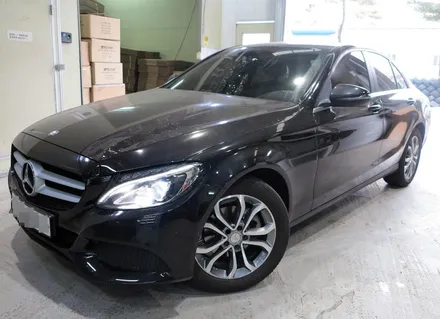 [벤츠 휠튜닝] 벤츠 W204 C클래스 C200D 아방가르드 정품 17인치휠로 교체작업!! 순정 중고휠 전문점 (주)티티모터스 + 휠타이어 전문점 / 인천 서구 석남동