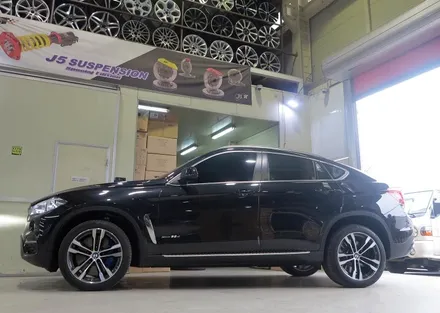 [BMW 휠 튜닝] BMW X6 정품 M50D 20인치 휠 장착 작업!! 기존 런플랫타이어 장착 + 순정 휠 중고 휠 전문점 (주)티티 모터스 / 인천 서구 석남동