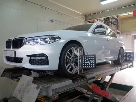 [BMW 휠 튜닝] BMW G30 정품 647M 19인치 휠 + 미쉐린 PS 4S 타이어 장착 작업!! 얼라이먼트 작업 + 순정 중고 휠 전문점 (주)티티 모터스 / 인천 서구 석남동