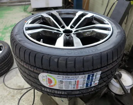 [ BMW 휠 튜닝] BMW X5 30D 차량 M50D 정품 20인치 휠 + 금호 크루젠 HP91 타이어 장착 작업!! 부천 순정 휠, 중고 휠 전문점 (주)티티 모터스 / 인천 서구 석남동
