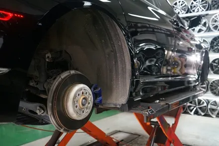 [BMW 휠튜닝 작업] BMW G11 730D 정품,중고 648M + 금호 TA91 마제스티 20인치 휠타이어 장착작업! / 인천 서구 석남동