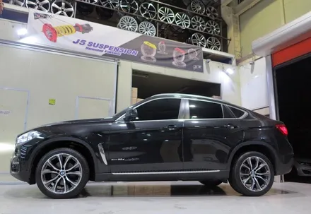 [ BMW X6 휠 튜닝 ] BMW X6 40D 정품 20인치 휠 & 미쉐린 래티튜드 HP 타이어 장착 작업!! 휠 전문점 + (주)티티 모터스 + BMW 휠 / 인천 서구 석남동