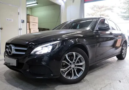 [벤츠 휠튜닝] 벤츠 W204 C클래스 C200D 아방가르드 정품 17인치휠로 교체작업!! 순정 중고휠 전문점 (주)티티모터스 + 휠타이어 전문점 / 인천 서구 석남동