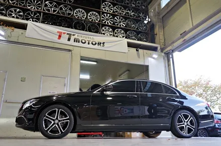 벤츠 E클래스 S400 18인치휠 + 금호 원터타이어 장착작업!! 벤츠휠 전문점 티티모터스 / 인천 서구 석남동
