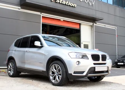 ☆티티 모터스☆ BMW X3 19인치 휠 타이어 장착 작업. BMW X4 순정 중고 19인치 휠 장착!! 한국타이어 + 중고 휠 전문점 + 순정 휠 + 휠 타이어 + 3D얼라이먼트 / 인천 서구 석남동