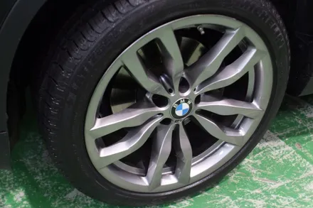 [ BMW F16 X6 30D 정품 20인치 휠 타이어 장착 작업] BMW E71 X6 M50D 20인치 휠 + 미쉐린타이어 + BMW 휠 튜닝 + 휠 전문점 / 인천 서구 석남동