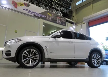 [BMW 휠 튜닝] BMW X6 30D 정품 20인치 휠 타이어 교체!! BMW X5, X6 M 패키지 + 순정 휠 + 미쉐린타이어 + 휠 전문점 티티 모터스 / 인천 서구 석남동