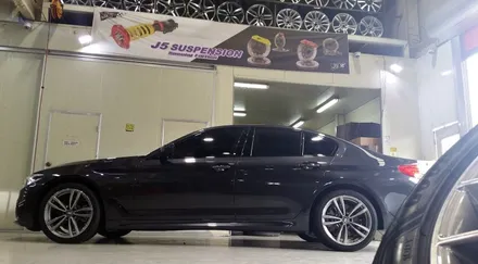 [BMW G30 520D] 신형 BMW G12 7시리즈 M 패키지 정품 19인치 휠 장착!! 금호 마제스티 타이어 + 순정 휠 전문점 + 티티 모터스 / 인천 서구 석남동