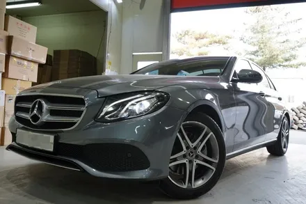 [벤츠 E클래스] 벤츠 E200 휠튜닝 작업.벤츠 S400 정품 중고 18인치휠로 교체작업.순정휠 전문점 (주)티티모터스 + 미쉐린 245 45 18타이어 장착 / 인천 서구 석남동
