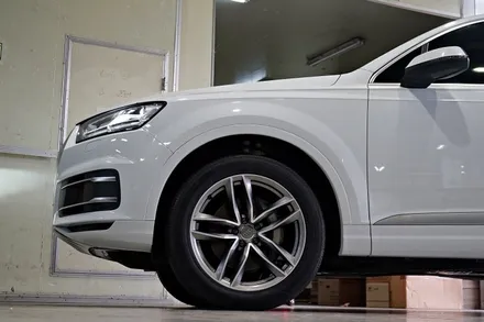 신형 아우디 Q7 45TFSI 20인치 휠타이어 장착작업!아우디 A7 정품,중고 20인치휠 + 한국타이어 275 45 20 장착!! / 인천 서구 석남동