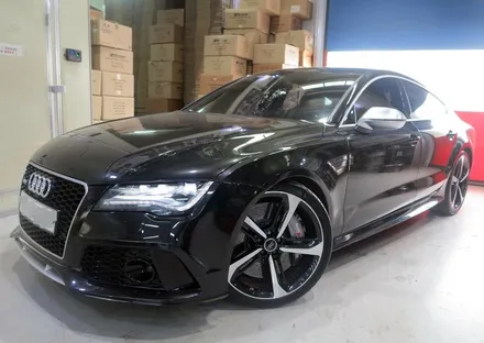 [ 아우디 RS7 북미 버전 21인치 순정 휠로 교체 작업!!] 아우디 순정 휠 + RS7 블랙 21인치 휠 + 아우디 휠 튜닝 + 휠 전문점 +티티 모터스 / 인천 서구 석남동