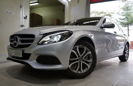 [벤츠 휠 튜닝] 벤츠 C 클래스 W205 C200D 아방가르드 17인치 휠로 교체 작업!! 벤츠 플라워 휠 + 벤츠 정품 휠 + 부천 휠 타이어 전문점 (주)티티 모터스 / 인천 서구 석남동