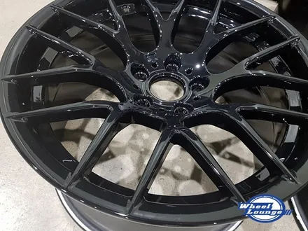 BMW 5시리즈 19인치 휠 도색, 휠 분체도장 작업!! 브리지스톤 rs004 타이어 교체. 인천 청라, 송도 휠 수리 전문점 휠라운지 / 인천 서구 석남동