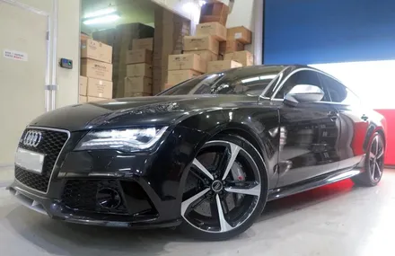 [ 아우디 RS7 북미 버전 21인치 순정 휠로 교체 작업!!] 아우디 순정 휠 + RS7 블랙 21인치 휠 + 아우디 휠 튜닝 + 휠 전문점 +티티 모터스 / 인천 서구 석남동
