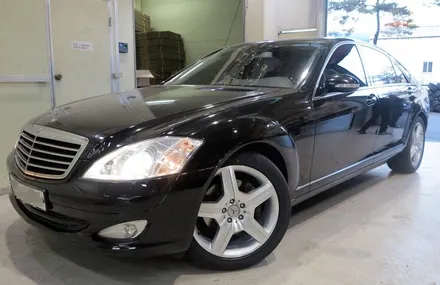 [벤츠 휠 튜닝] 벤츠 W221 S350 순정 AMG 스타이일링6 19인치 휠 + 금호 타이어 장착 작업!! 휠 전문점 (주)티티 모터스 + 정품 중고 휠 전문점 / 인천 서구 석남동