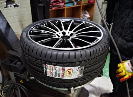 [벤츠 휠튜닝] 벤츠 CLS 400D 마차휠 20인치휠 장착!! 벤츠 GLC 순정 20인치휠 + 한국타이어 장착!! / 인천 서구 석남동
