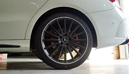 [벤츠 휠튜닝작업] 벤츠 CLA 45 AMG 순정,정품 19인치휠 +  금호 PS71 타이어 장착작업!! 티티모터스 / 인천 서구 석남동