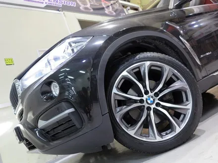 [ BMW X6 휠 튜닝 ] BMW X6 40D 정품 20인치 휠 & 미쉐린 래티튜드 HP 타이어 장착 작업!! 휠 전문점 + (주)티티 모터스 + BMW 휠 / 인천 서구 석남동