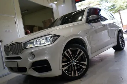 [BMW 휠튜닝] BMW X5 M50D 정품 중고 20인치휠 + 미쉐린 래티튜드 스포츠3 타이어 장착작업!! / 인천 서구 석남동