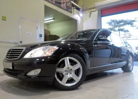 [벤츠 휠 튜닝] 벤츠 W221 S350 순정 AMG 스타이일링6 19인치 휠 + 금호 타이어 장착 작업!! 휠 전문점 (주)티티 모터스 + 정품 중고 휠 전문점 / 인천 서구 석남동