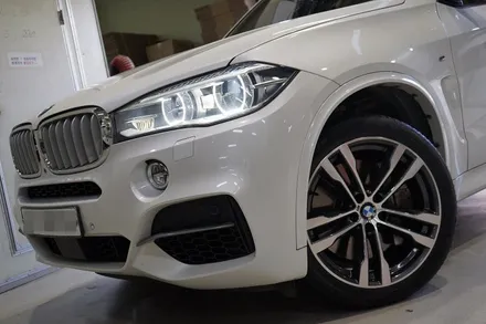 [BMW 휠튜닝] BMW X5 M50D 정품 중고 20인치휠 + 미쉐린 래티튜드 스포츠3 타이어 장착작업!! / 인천 서구 석남동