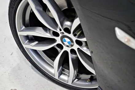 [BMW 3시리즈 휠튜닝] BMW E90 3시리즈 335I 순정 19인치휠 장착작업. BMW휠 전문점 티티모터스 / 인천 서구 석남동