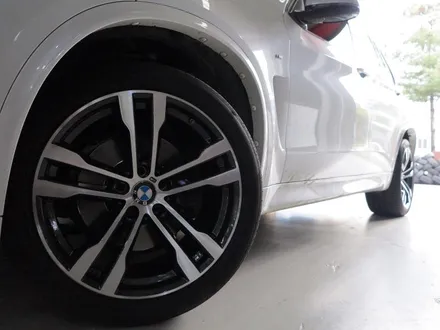 [BMW 휠튜닝] BMW X5 40D 휠교체작업. BMW X5,X6 M50D 정품 중고 20인치휠 + 피렐리 타이어 장착작업. 휠타이어 전문점 (주)티티모터스 / 인천 서구 석남동