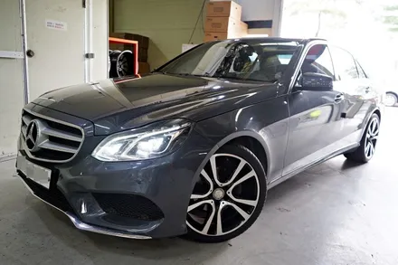 벤츠 E클래스 E220D 스포츠 정품,중고 19인치휠 + 한국 타이어 장착작업!! 벤츠휠 전문점 티티모터스 / 인천 서구 석남동