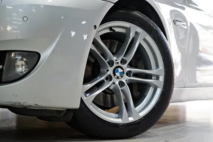[BMW 휠튜닝] BMW F10 5시리즈 613M 정품 18인치휠 장착작업!! 휠전문점 (주)티티모터스 / 인천 서구 석남동