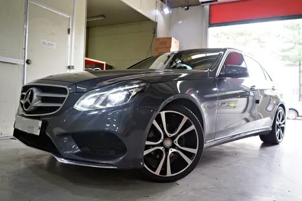 벤츠 E클래스 E220D 스포츠 정품,중고 19인치휠 + 한국 타이어 장착작업!! 벤츠휠 전문점 티티모터스 / 인천 서구 석남동