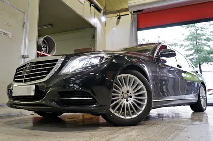 [벤츠 휠튜닝] 벤츠 W222 S클래스 S350 순정,중고 19인치휠 + 브리지스톤 타이어 장착작업!! 휠전문점 (주)티티모터스 / 인천 서구 석남동