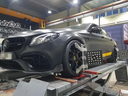 보센 휠도색 E63 AMG 차량에! / 인천 서구 석남동