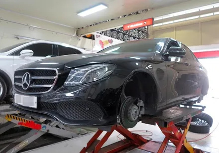 [ 벤츠 W213 E200D 19인치 휠 튜닝 작업] 벤츠 CLS400 AMG 휠 + 휠 전문점 +(주)티티 모터스 / 인천 서구 석남동