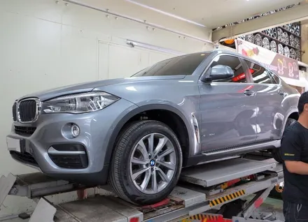 [ BMW X6 30D 20인치 휠 타이어 장착 작업]  BMW X6 40D 휠 + BMW 순정 휠 + 금호타이어 + 휠 전문점 + 티티 모터스 / 인천 서구 석남동