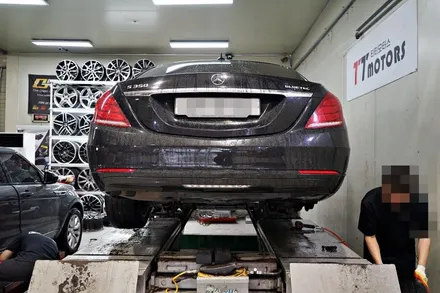 [벤츠 휠튜닝] 벤츠 W222 S클래스 S350 순정,중고 19인치휠 + 브리지스톤 타이어 장착작업!! 휠전문점 (주)티티모터스 / 인천 서구 석남동