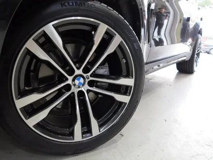 [ BMW 휠 튜닝] BMW X5 30D 차량 M50D 정품 20인치 휠 + 금호 크루젠 HP91 타이어 장착 작업!! 부천 순정 휠, 중고 휠 전문점 (주)티티 모터스 / 인천 서구 석남동